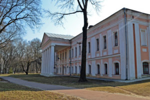 Початок експонування виставки “До річниці вшанування подвигу Героїв Крут”