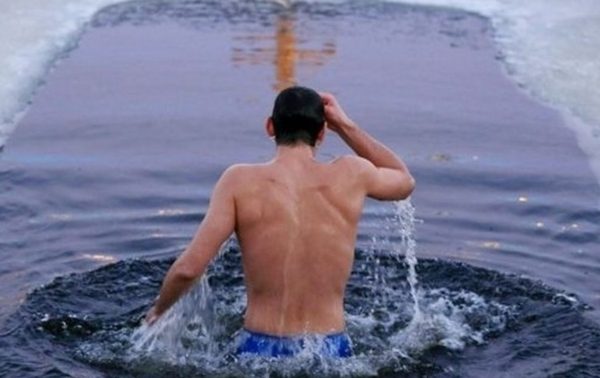 Освячення води на Водохреще