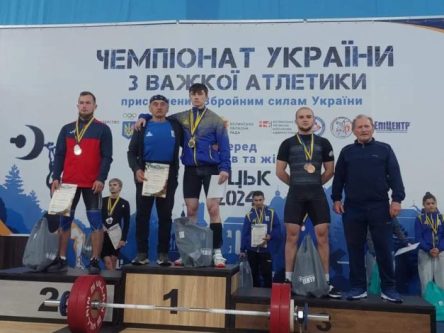 Чернігівець повернувся з Чемпіонату України з важкої атлетики з перемогою