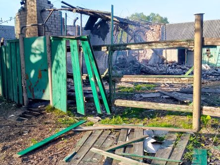 Обстріл мирного населення: на Чернігівщині вщент згоріла оселя разом із майном